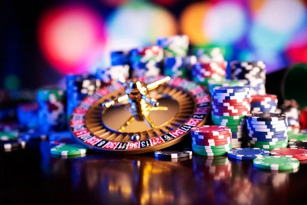 Fa Cai Shen Deluxe bonus round with free spins and multiplier display on cuan88 slot